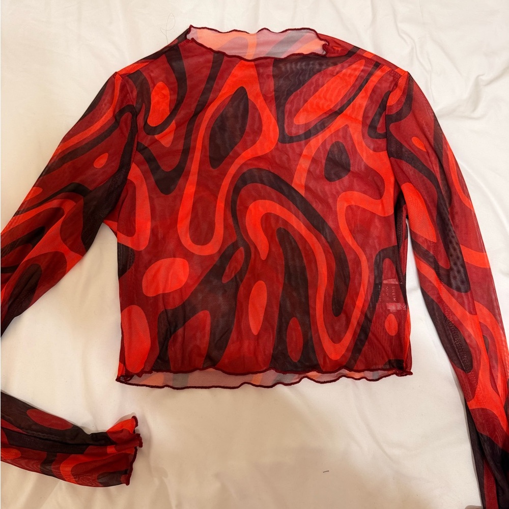 SHEIN Red and Black Abstract Long Sleeve Crop Top (M)